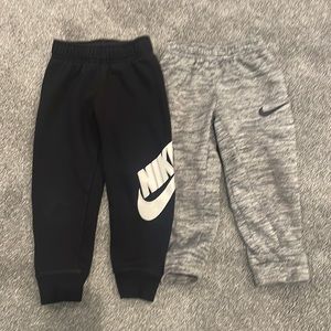 Nike sweat pants size 4T Toddlers (XS)
